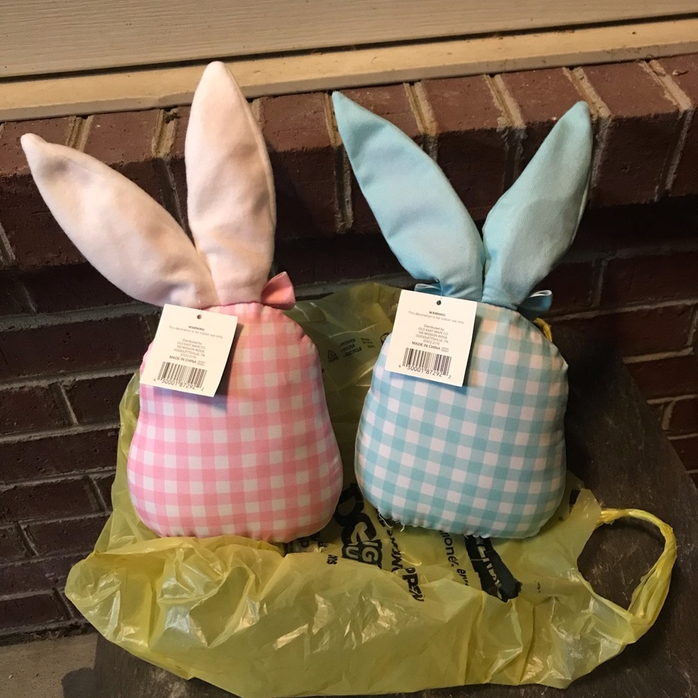 Bunny door stop 1 for 7 or both for 12